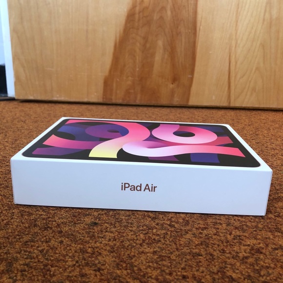 Brand new iPad Air 4th Generation; 2020 - Picture 7 of 7
